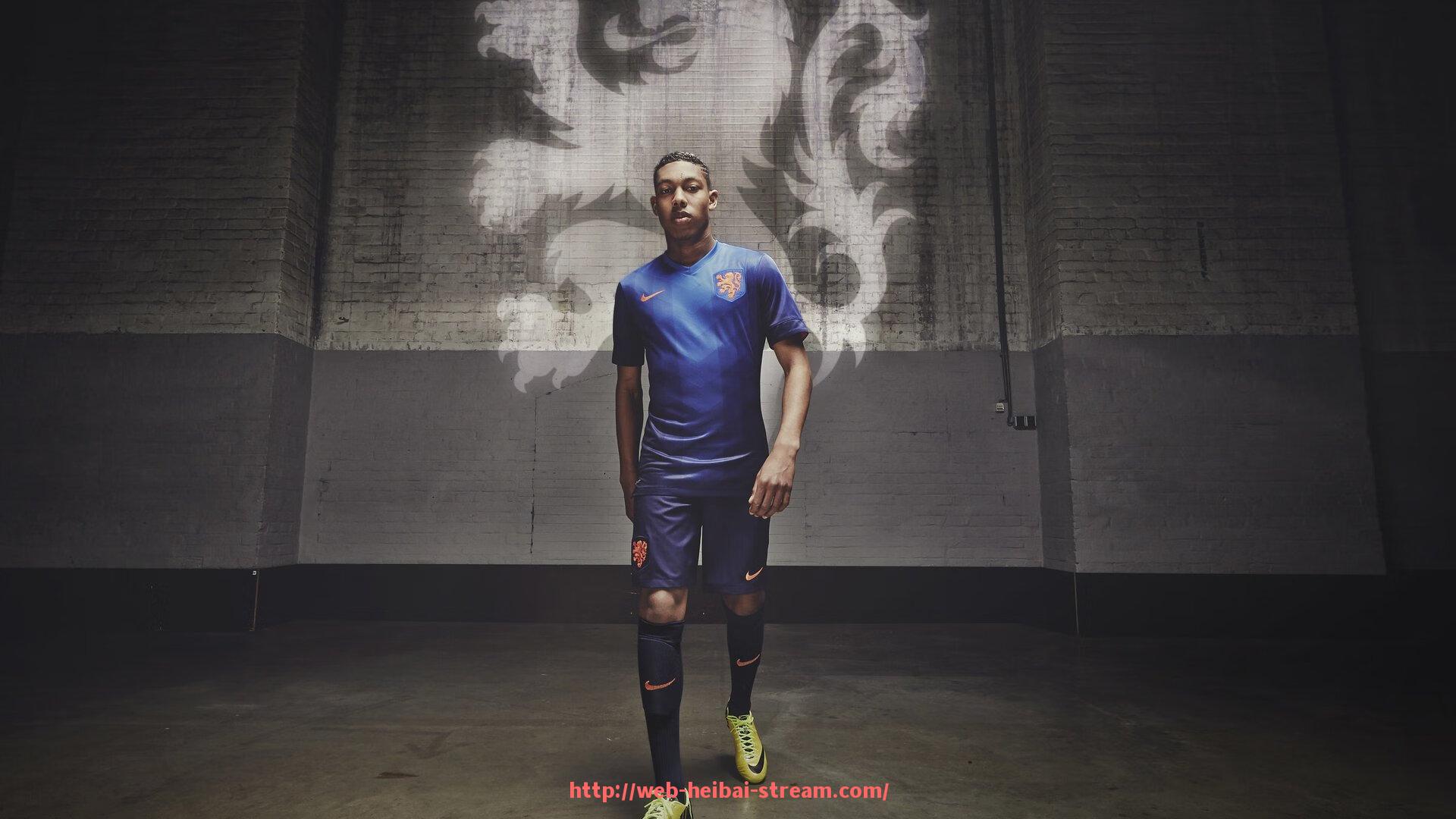 黑白体育直播-深入解读世俱杯互动活动及球迷参与体验的创新模式