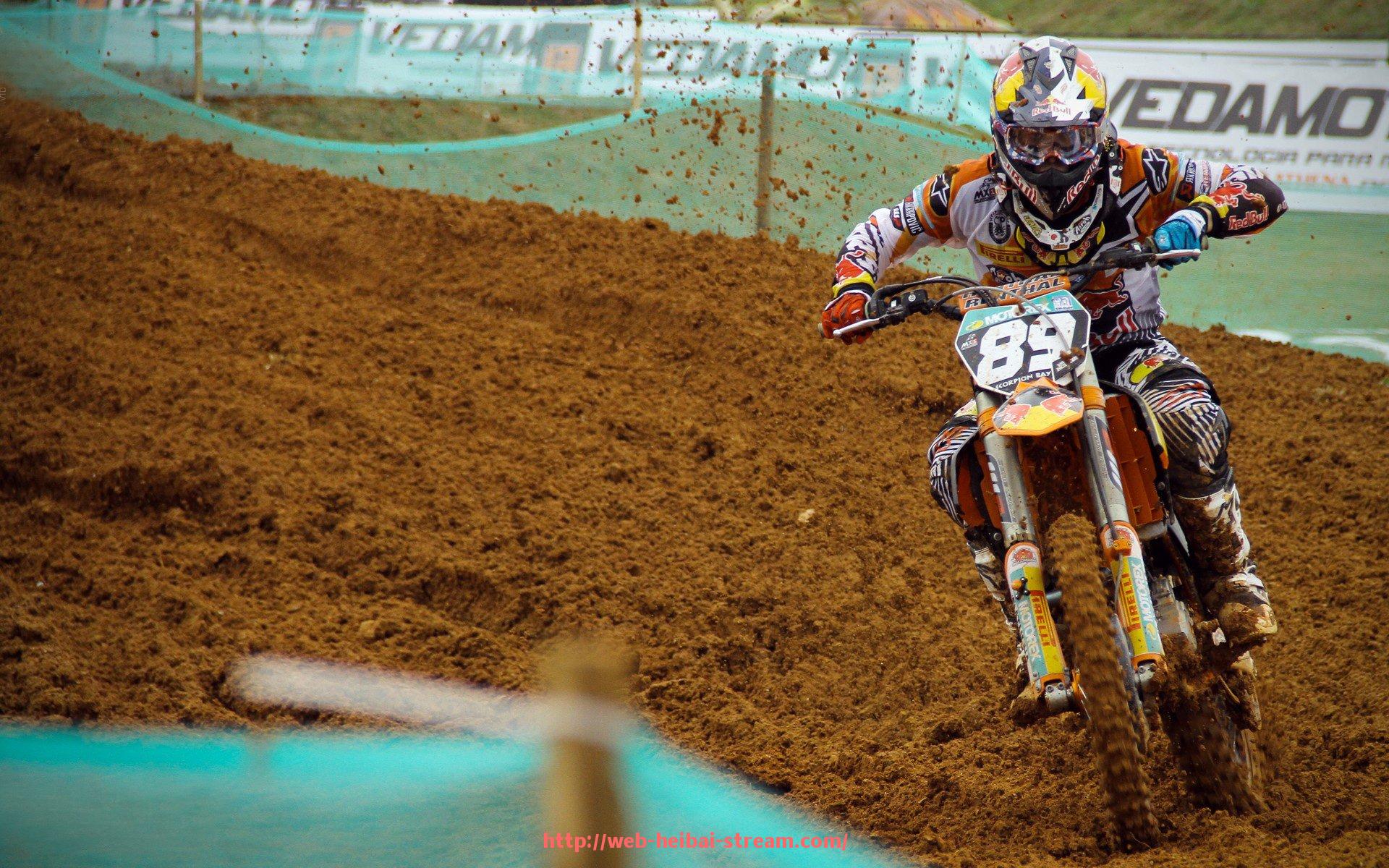 黑白体育直播-火箭队与雄鹿对决录像：扬尼斯与哈登的对攻战